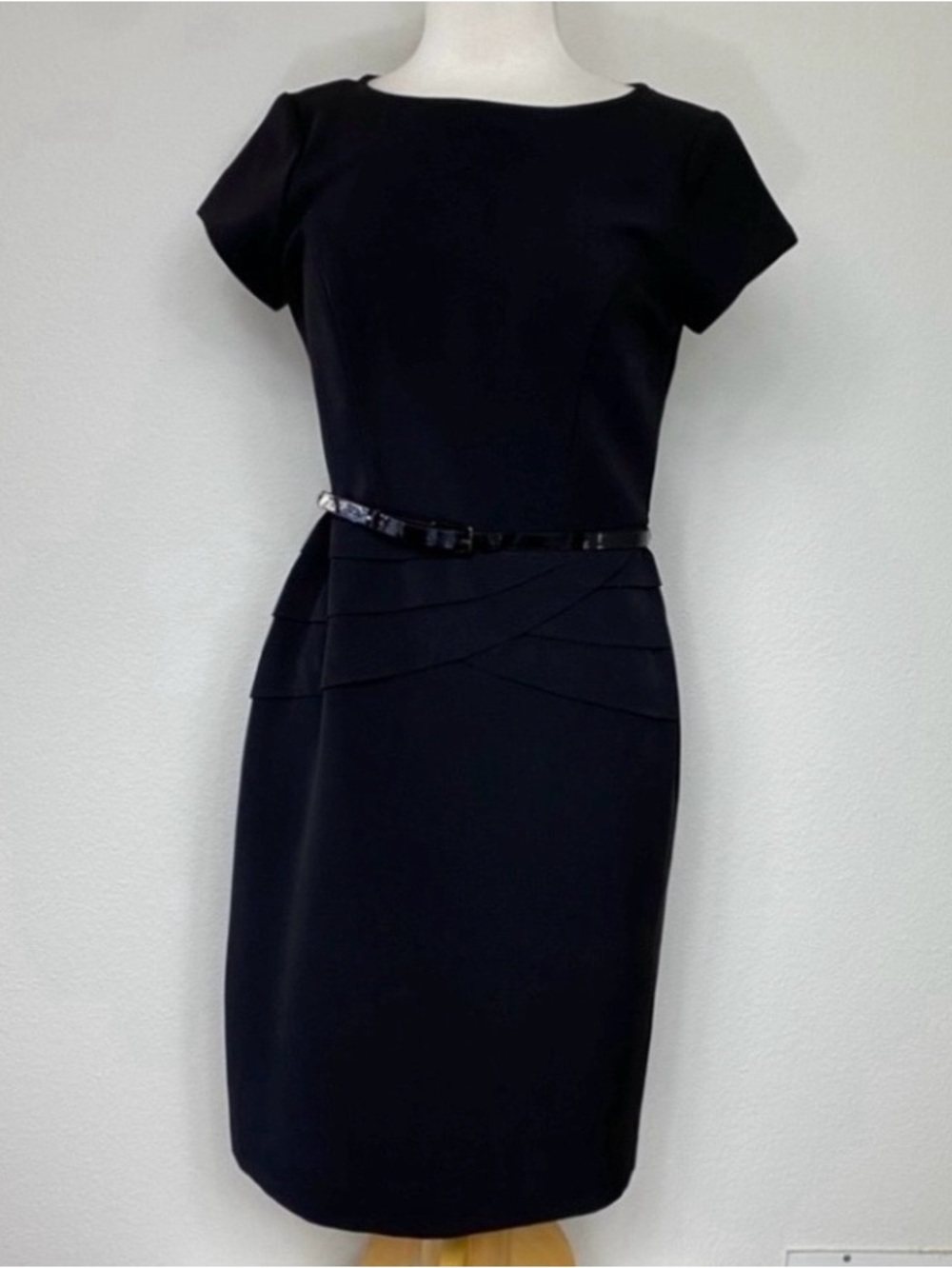 Label Evan Picone Womens Black Cap Sleeve Belted Sheath Dress Size 8 LBD Classic